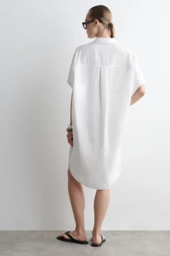 ABGERUNDETES HEMDKLEID AUS LEINEN-BAUMWOLL-MIX
