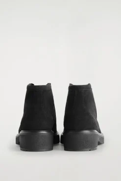 ANKLE BOOTS AUS VELOURSLEDER MIT SCHNÜRUNG