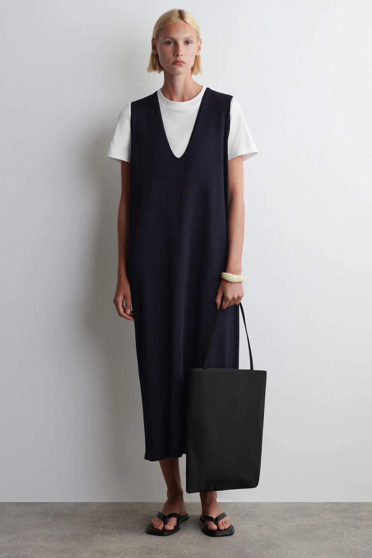 ARCHIVE TOTE BAG - NYLON