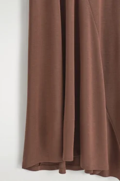 ASYMMETRISCHES MIDIKLEID AUS JERSEY