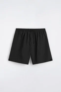 BADESHORTS AUS NYLON MIT KORDELZUGBUND