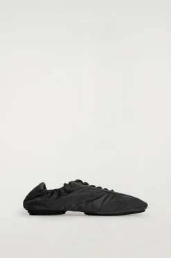 BALLERINAS AUS VELOURSLEDER UND NYLON