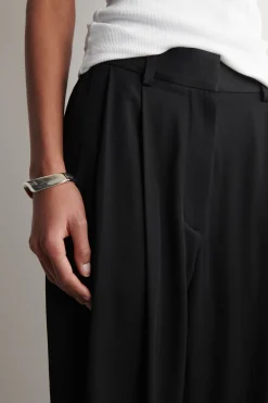 BALLONHOSE AUS TWILL MIT FALTEN