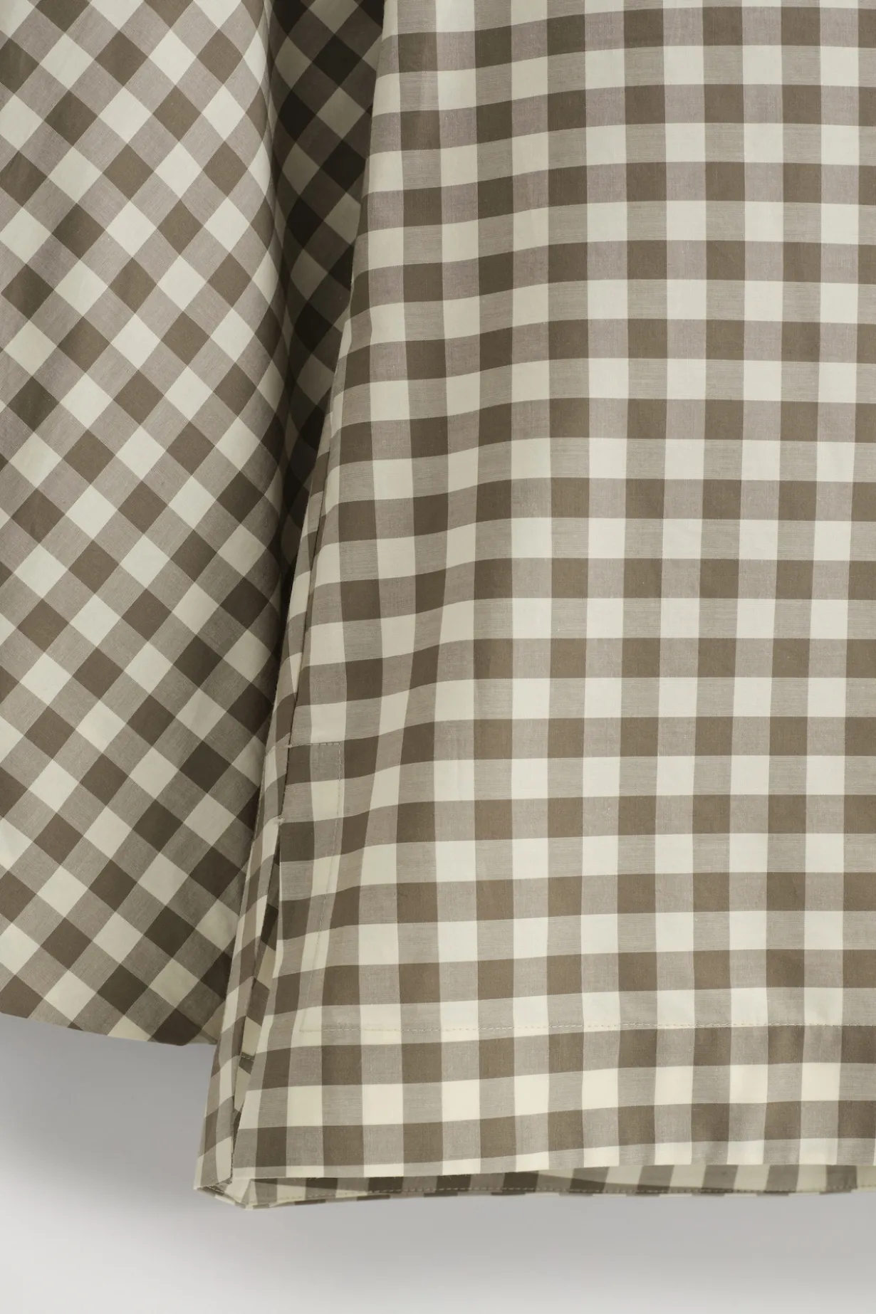 BAUMWOLLBLUSE MIT U-BOOT-AUSSCHNITT
