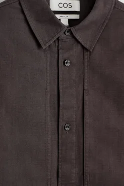 BAUMWOLLHEMD MIT TASCHENDETAILS