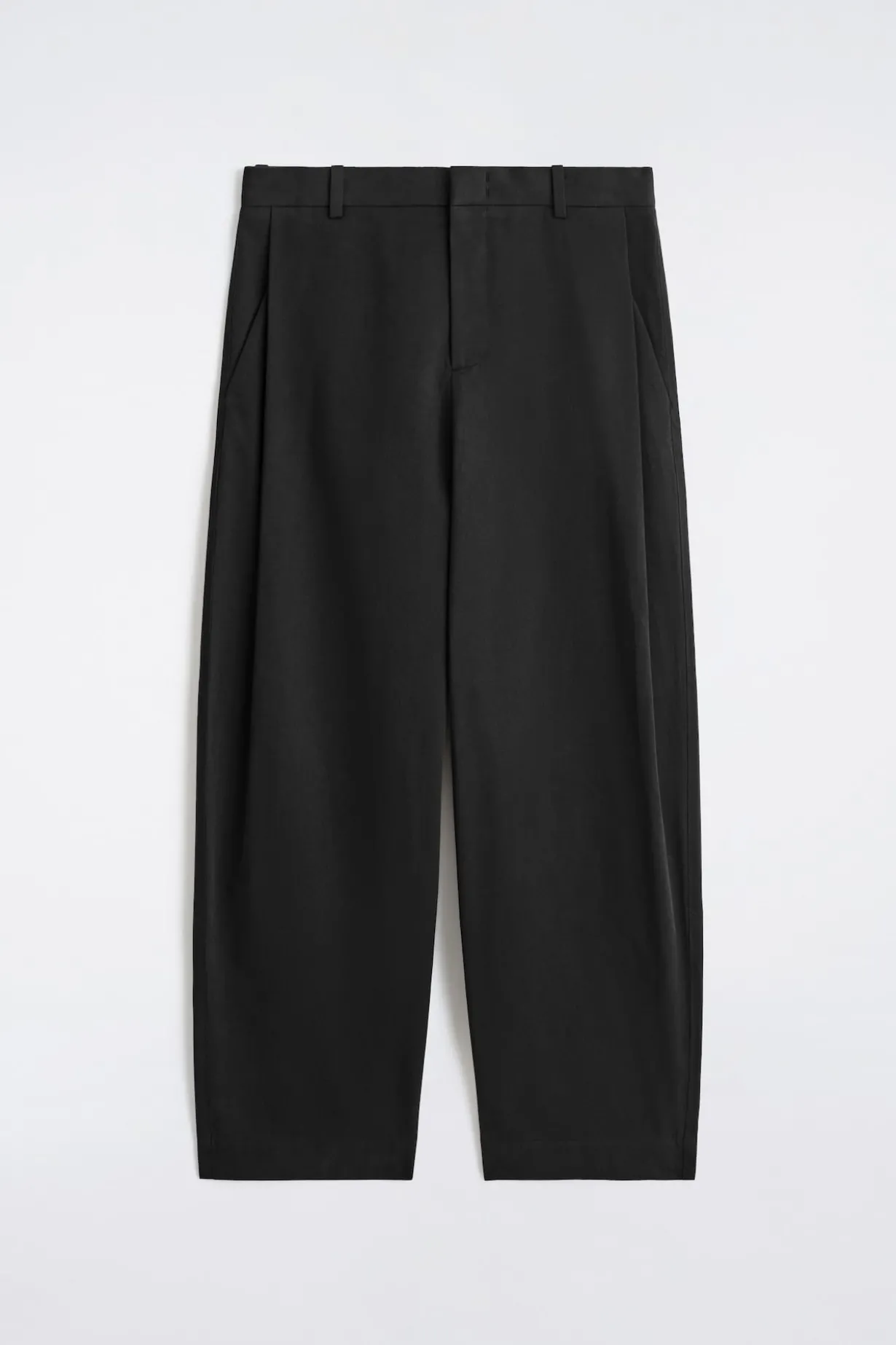 BAUMWOLLHOSE MIT WEITEM BEIN UND FALTEN