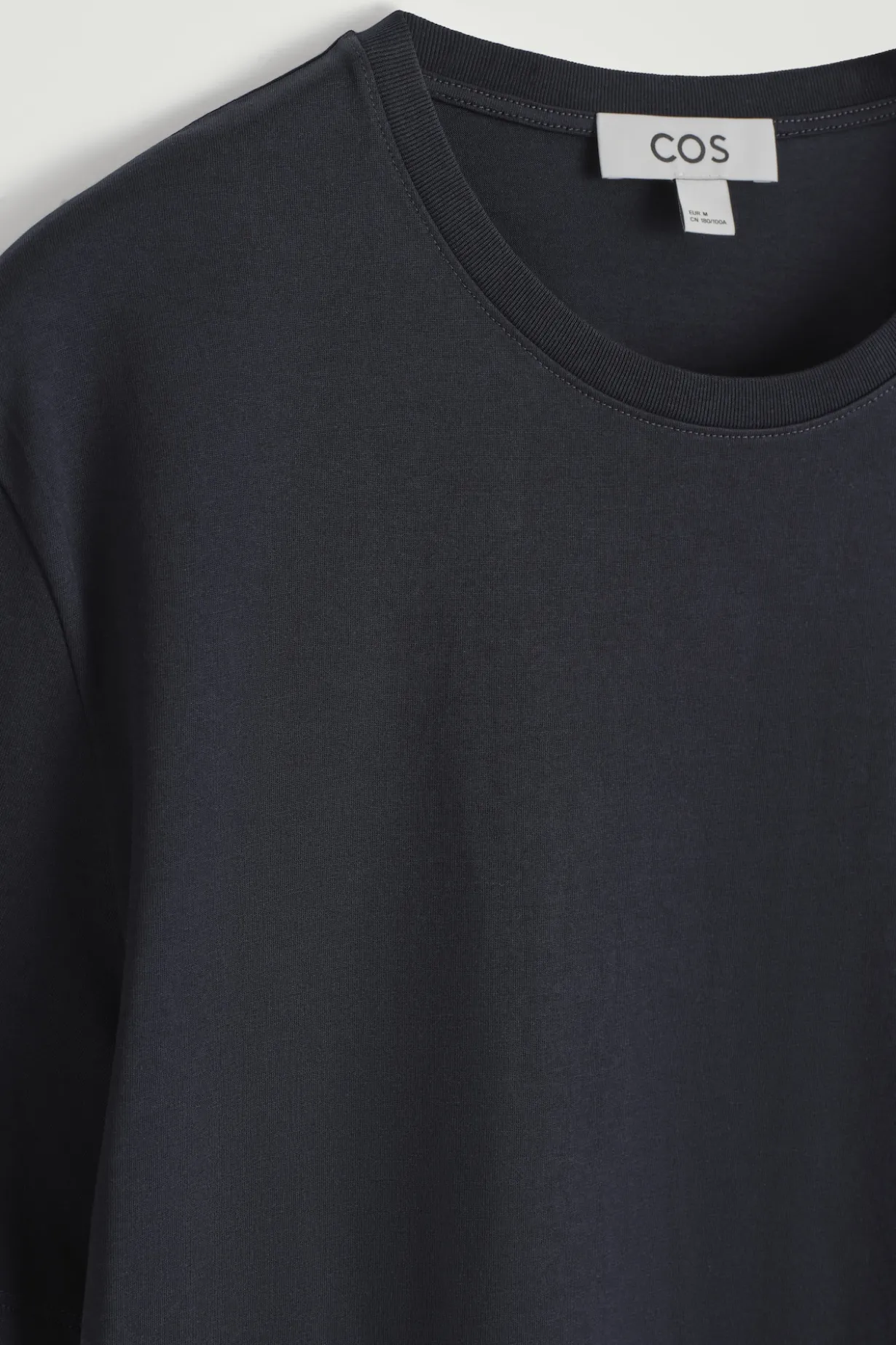 BAUMWOLL-T-SHIRT MIT RUNDHALSAUSSCHNITT