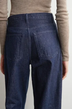 BAY JEANS MIT BARREL-BEIN