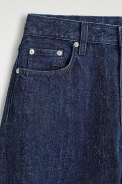 BAY JEANS MIT BARREL-BEIN