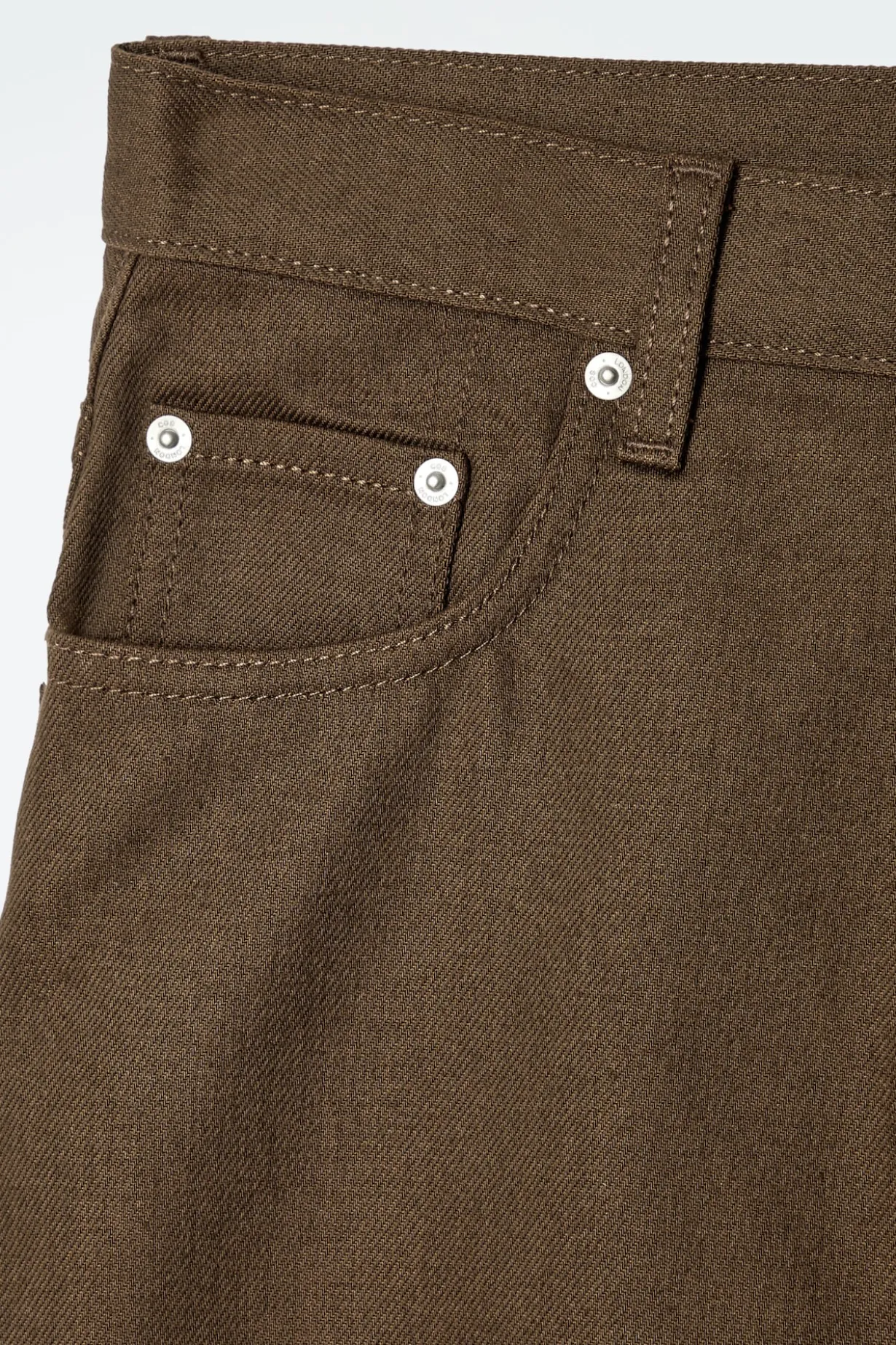 BAY JEANS MIT BARREL-BEIN