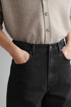BAY JEANS MIT BARREL-BEIN