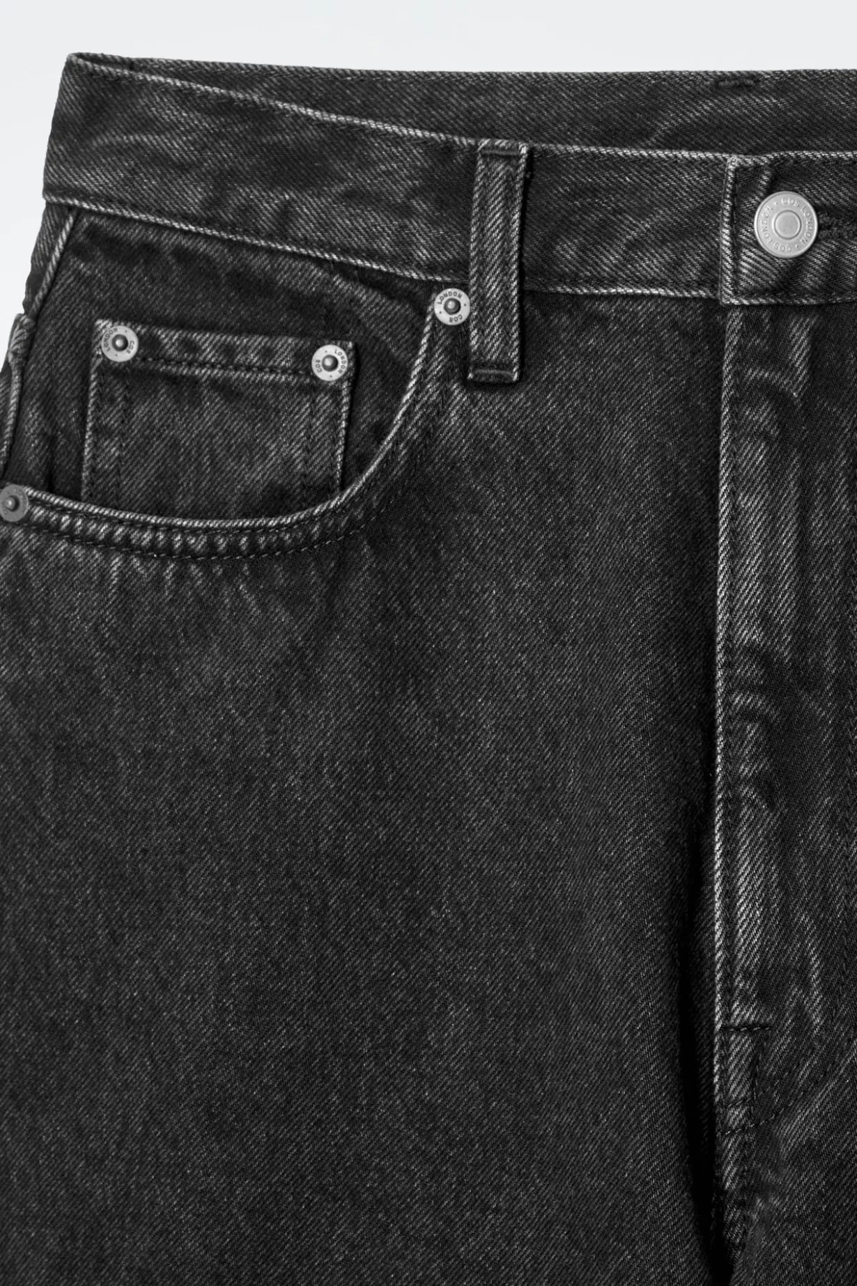 BAY JEANS MIT BARREL-BEIN