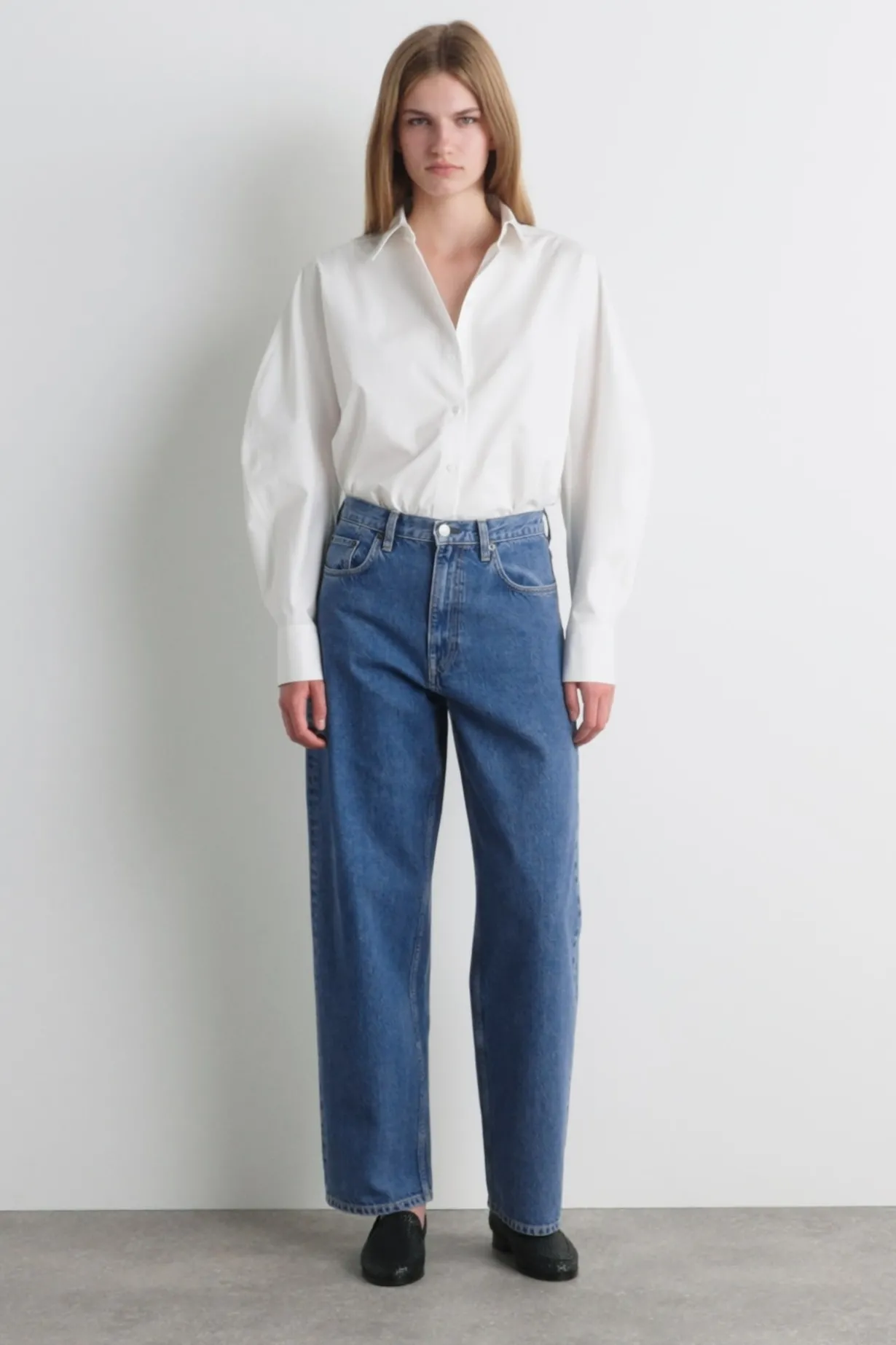 BAY JEANS MIT BARREL-BEIN