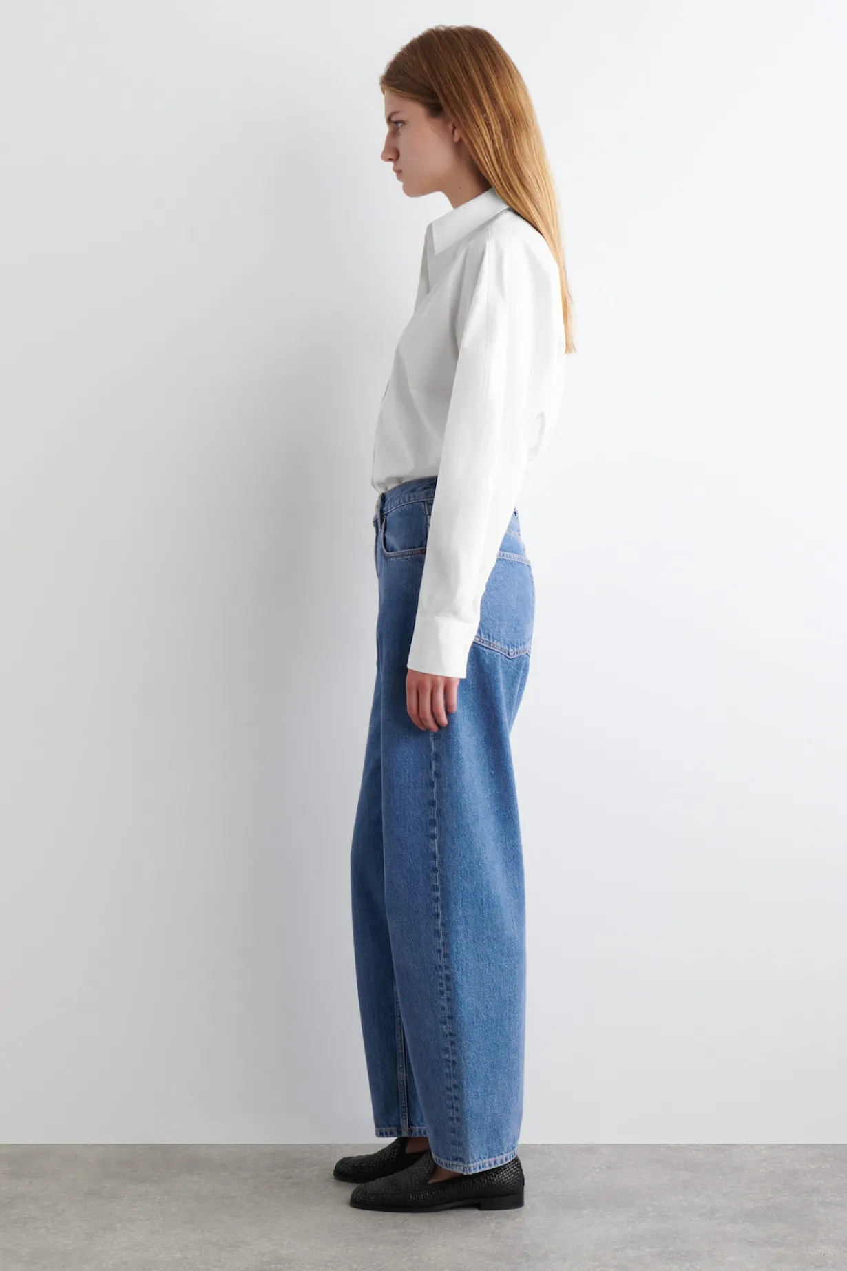 BAY JEANS MIT BARREL-BEIN