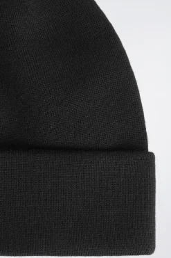 BEANIE AUS DOUBLEFACE-WOLLE