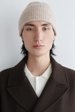BEANIE AUS WOLL-KASCHMIR-MIX