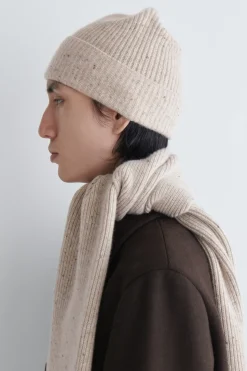 BEANIE AUS WOLL-KASCHMIR-MIX