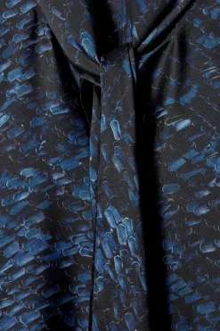 BEDRUCKTES MIDIKLEID MIT SCHALDETAIL