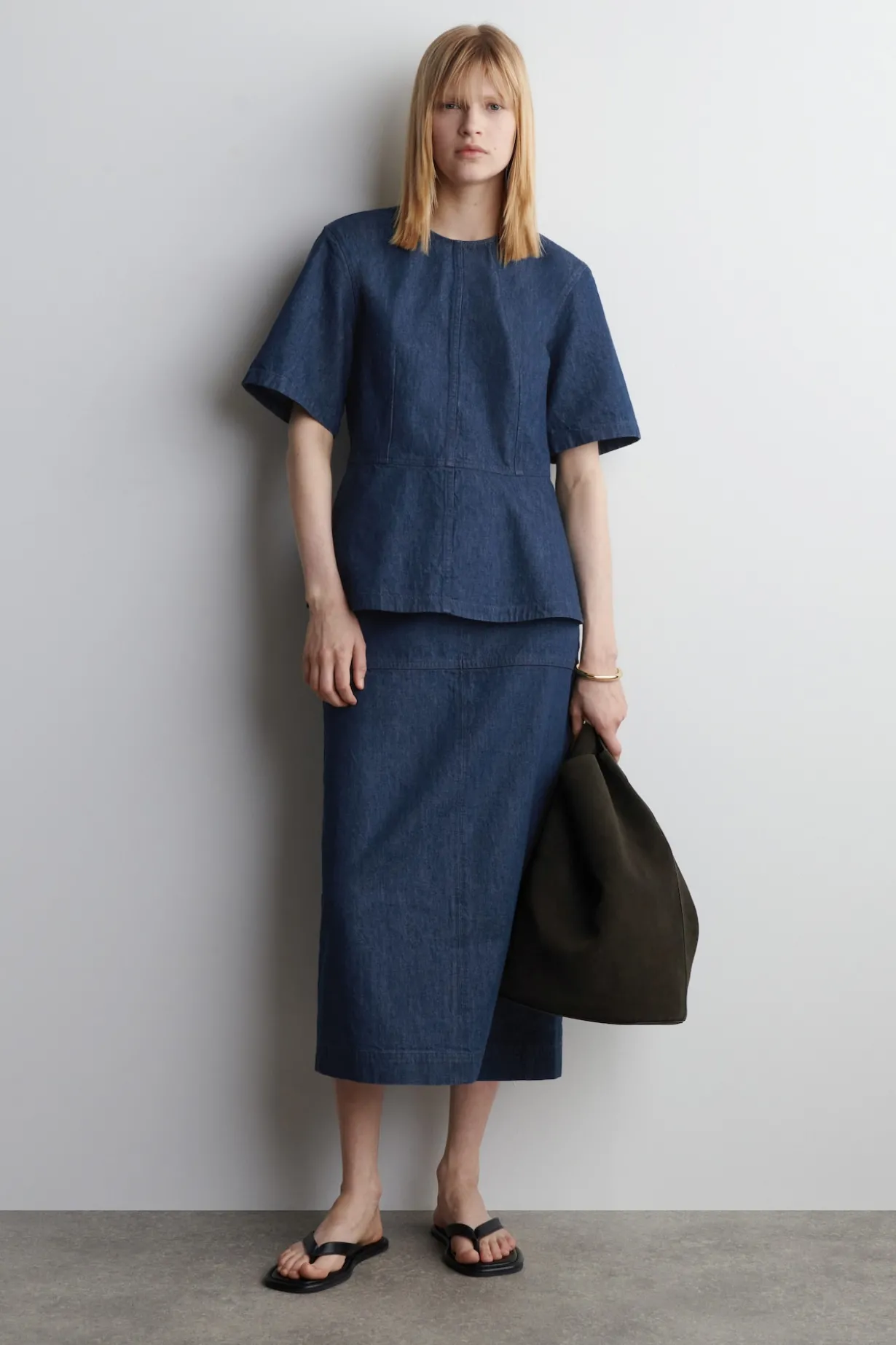 BLEISTIFTROCK AUS DENIM