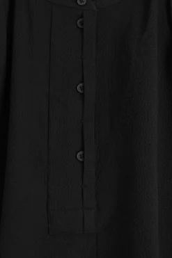 BLUSE MIT GRANDAD-KRAGEN UND GERAFFTEN ÄRMELN