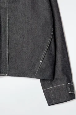 BOMBERJACKE AUS DENIM