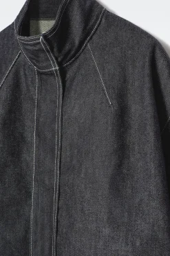 BOMBERJACKE AUS DENIM