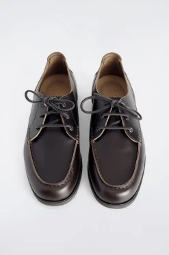 BOOTSSCHUHE AUS LEDER