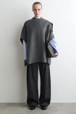 CAPE AUS DOUBLEFACE-MERINOWOLLE MIT SCHAL