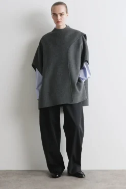 CAPE AUS DOUBLEFACE-MERINOWOLLE MIT SCHAL