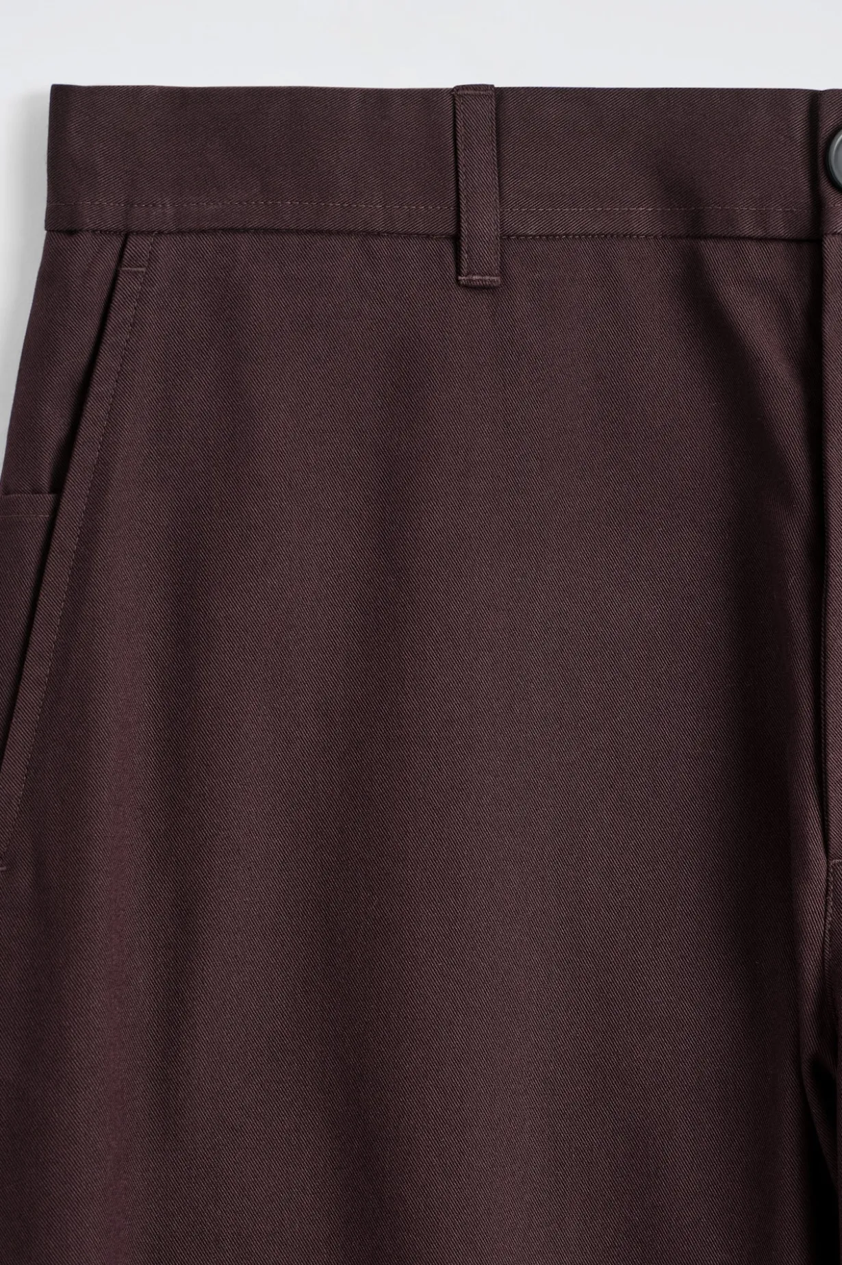 CHINOHOSE AUS BAUMWOLLE MIT GERADEM BEIN