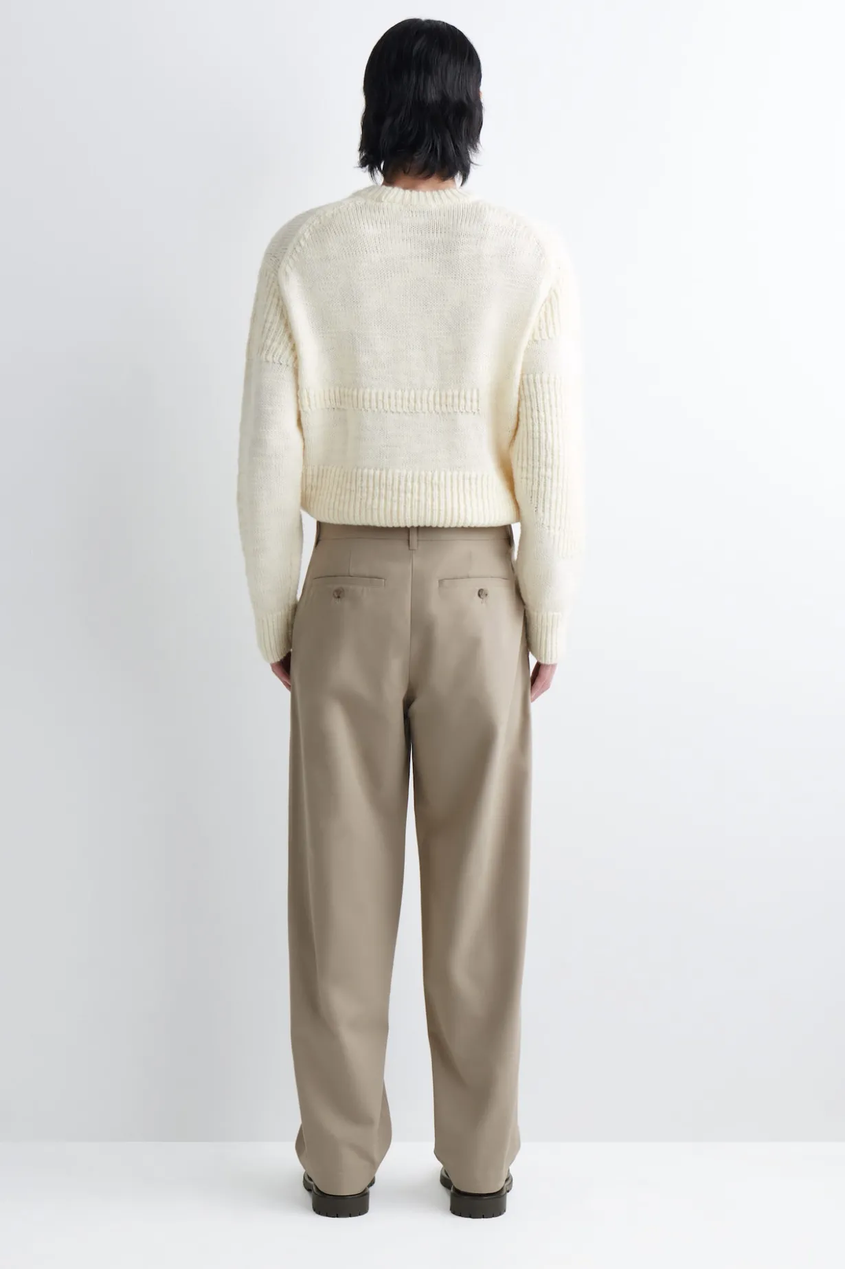 CHINOHOSE AUS BAUMWOLLE MIT GERADEM BEIN