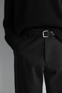 CHINOHOSE AUS BAUMWOLLE MIT GERADEM BEIN