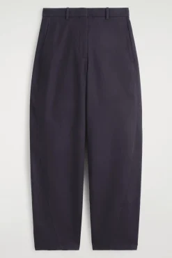 CHINOHOSE AUS BAUMWOLLE MIT BARREL-BEIN