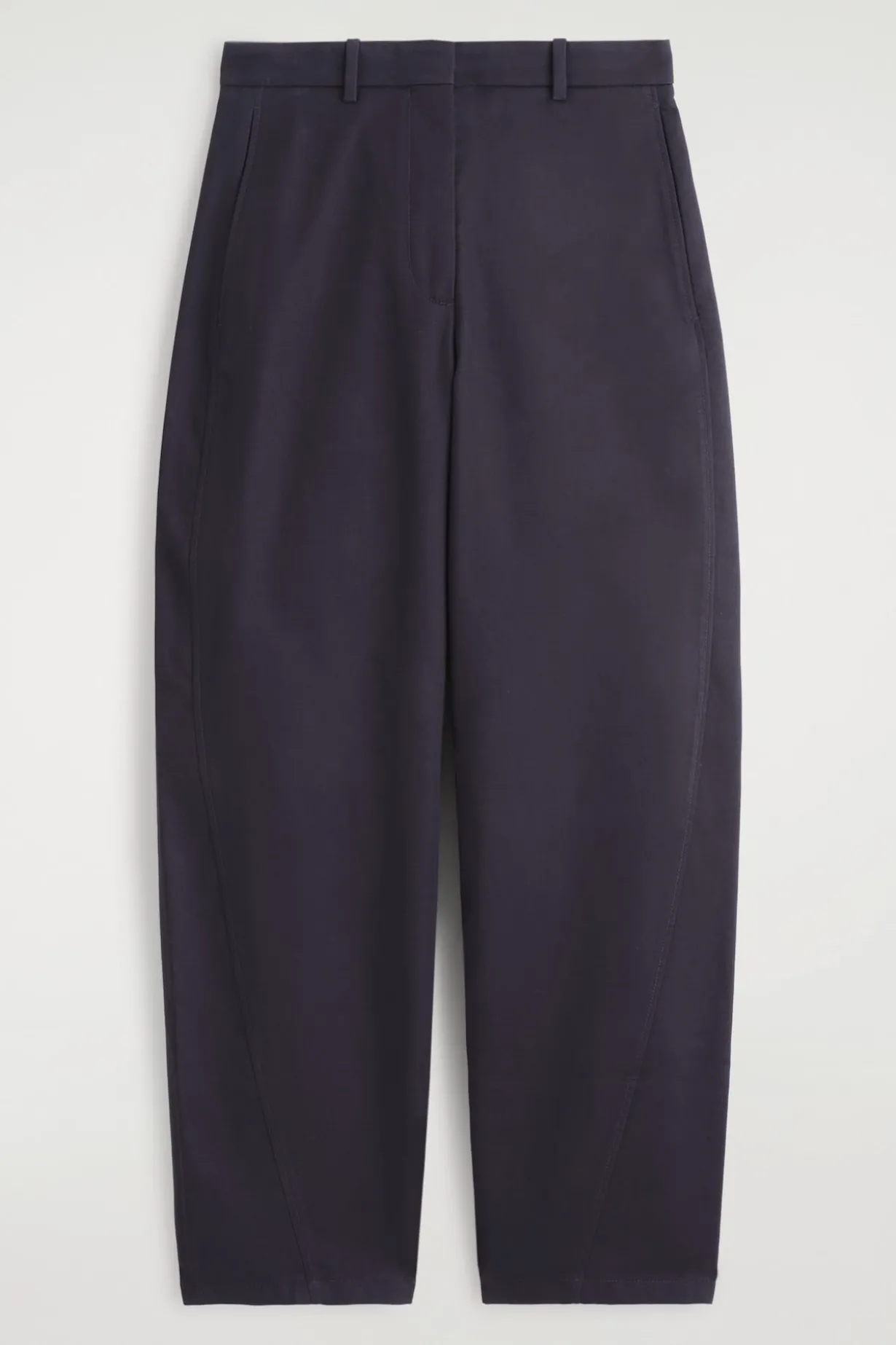 CHINOHOSE AUS BAUMWOLLE MIT BARREL-BEIN