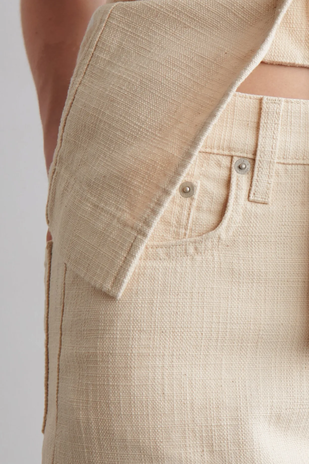 CHORD JEANS AUS CANVAS MIT GERADEM BEIN