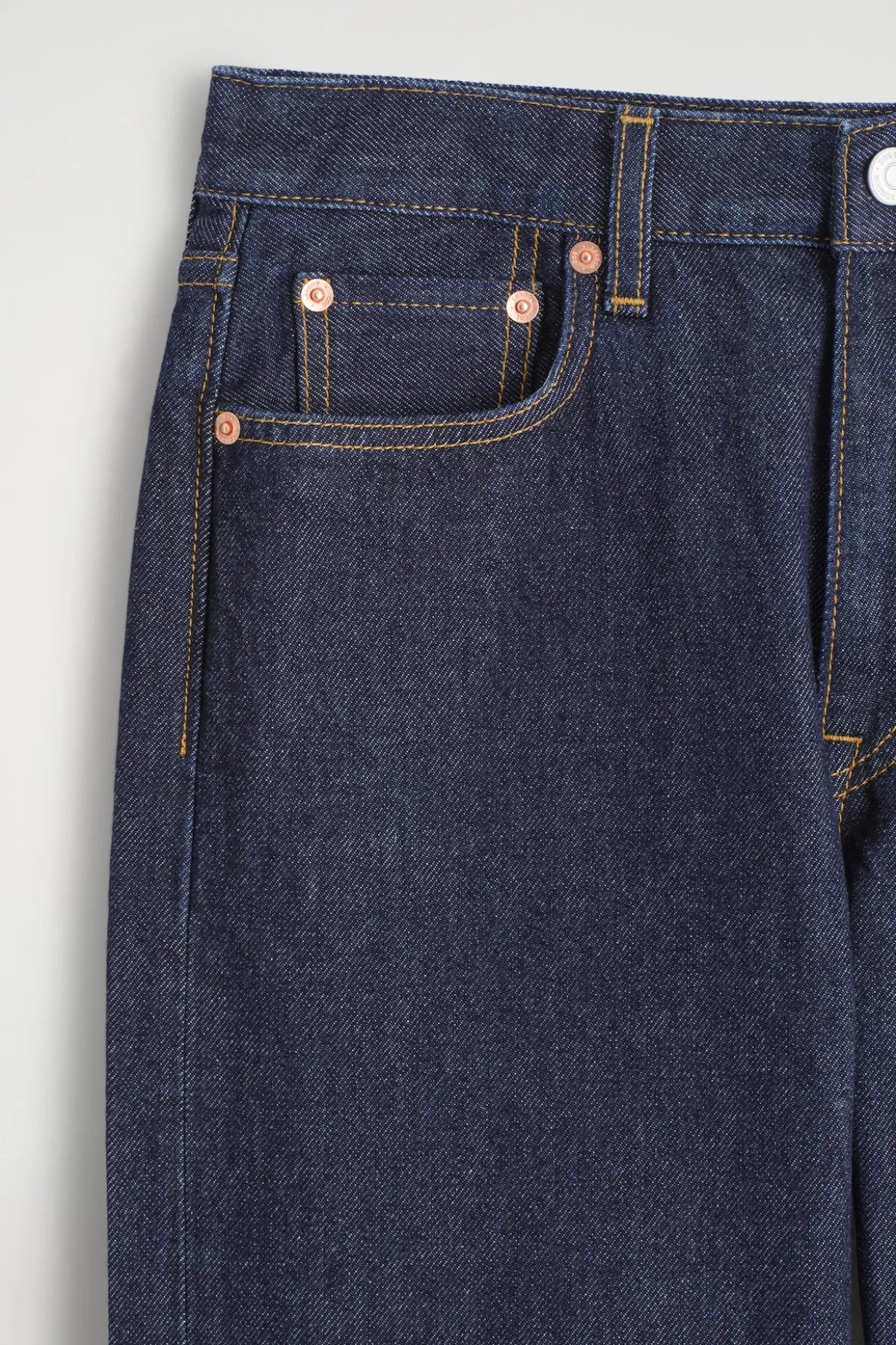 CHORD JEANS MIT GERADEM BEIN