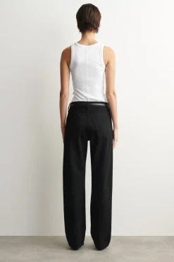 CHORD JEANS MIT GERADEM BEIN