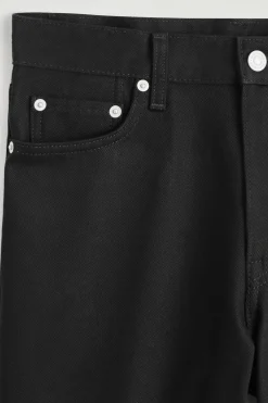 CHORD JEANS MIT GERADEM BEIN