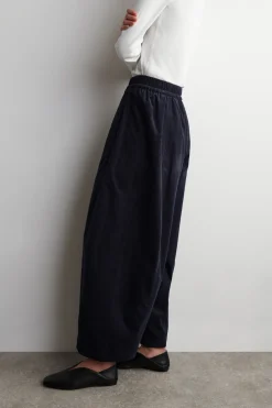 CORDHOSE MIT BARREL-BEIN UND ELASTISCHEM BUND