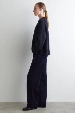 CORDHOSE MIT GERADEM BEIN