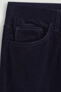 CORDHOSE MIT GERADEM BEIN