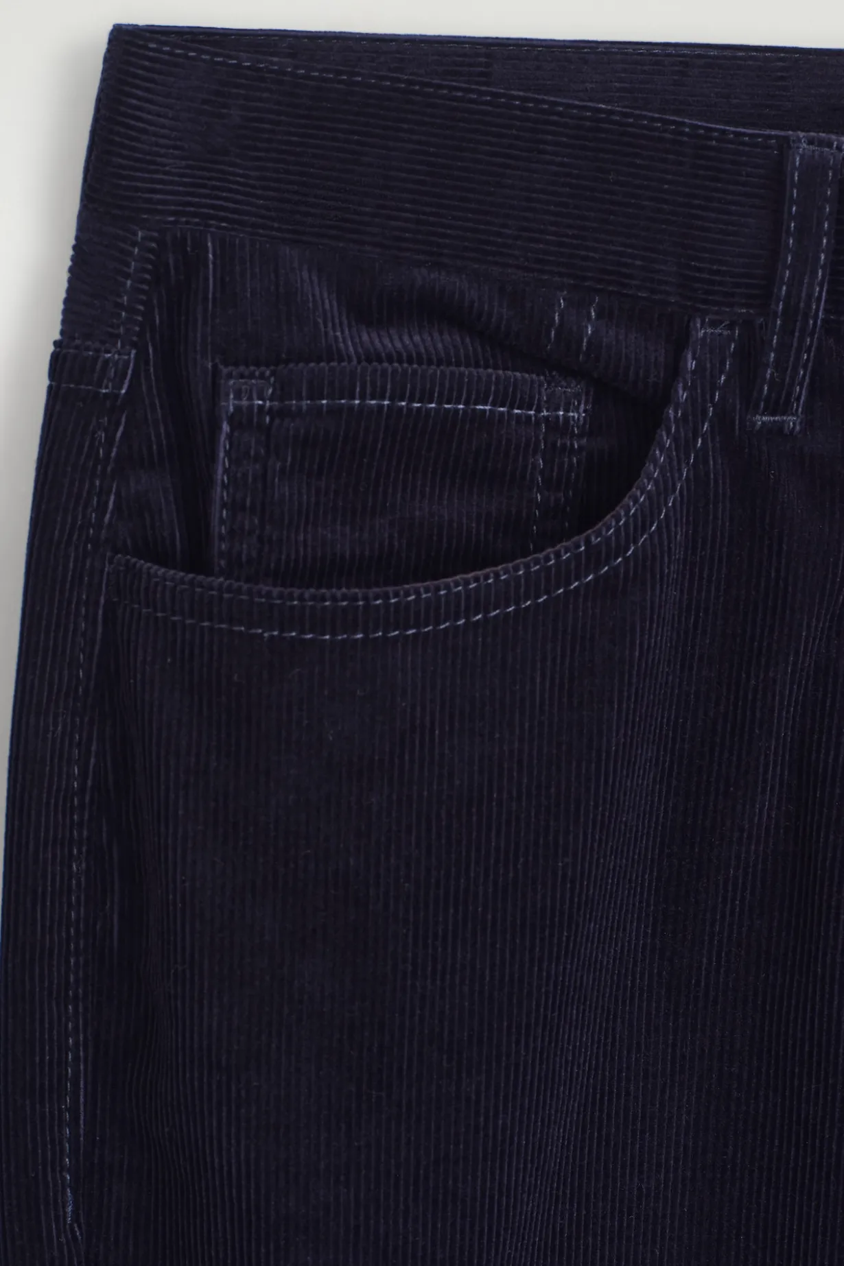 CORDHOSE MIT GERADEM BEIN