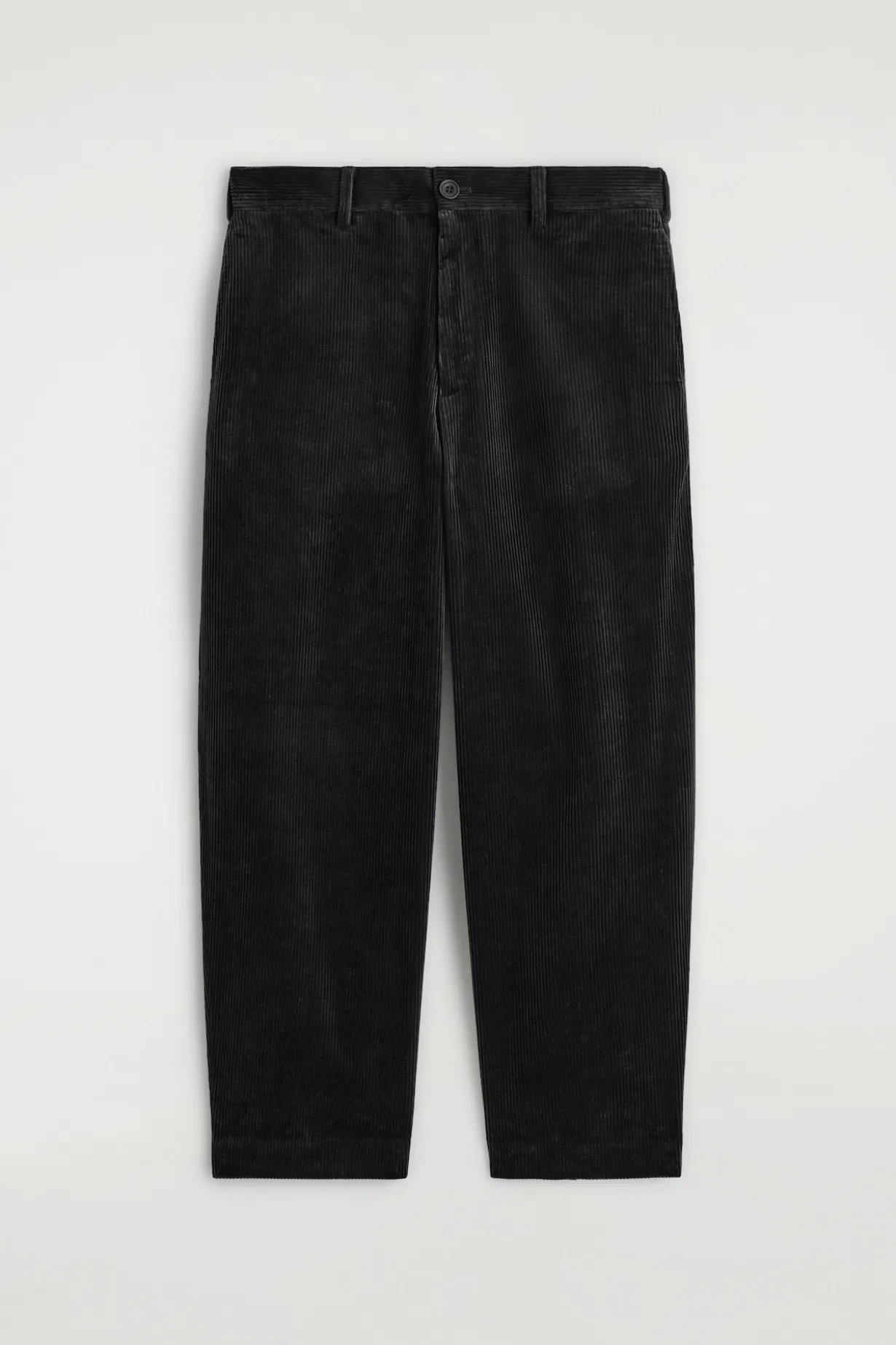 CORDHOSE MIT SCHMAL ZULAUFENDEM BEIN
