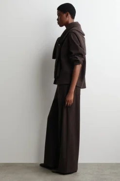 CORDHOSE MIT WEITEM BEIN