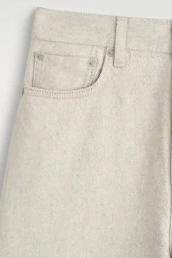 DIAL JEANS MIT WEITEM BEIN