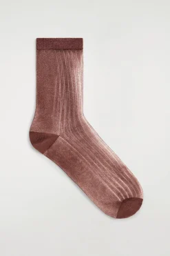 DÜNNE GERIPPTE SOCKEN