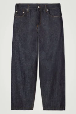 DOME JEANS AUS SELVEDGE RAW DENIM MIT GERADEM BEIN