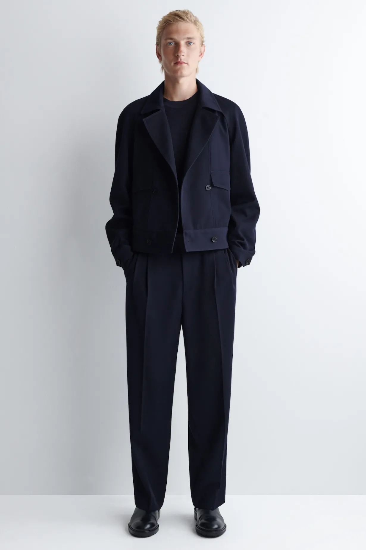 DOPPELREIHIGE JACKE AUS WOLL-MIX