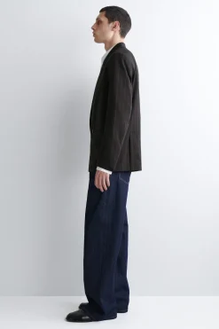 DOPPELREIHIGER BLAZER MIT NADELSTREIFEN