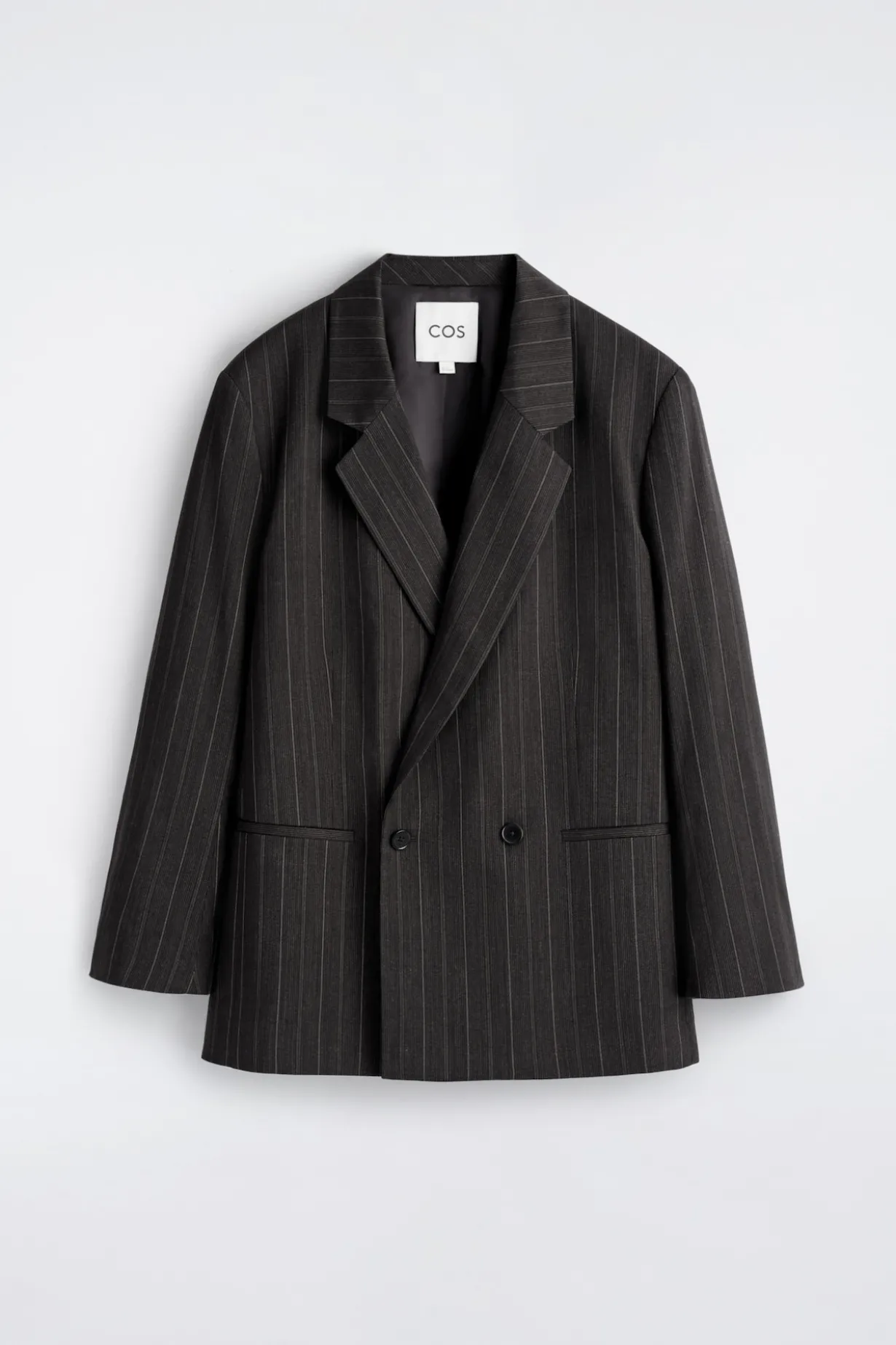 DOPPELREIHIGER BLAZER MIT NADELSTREIFEN